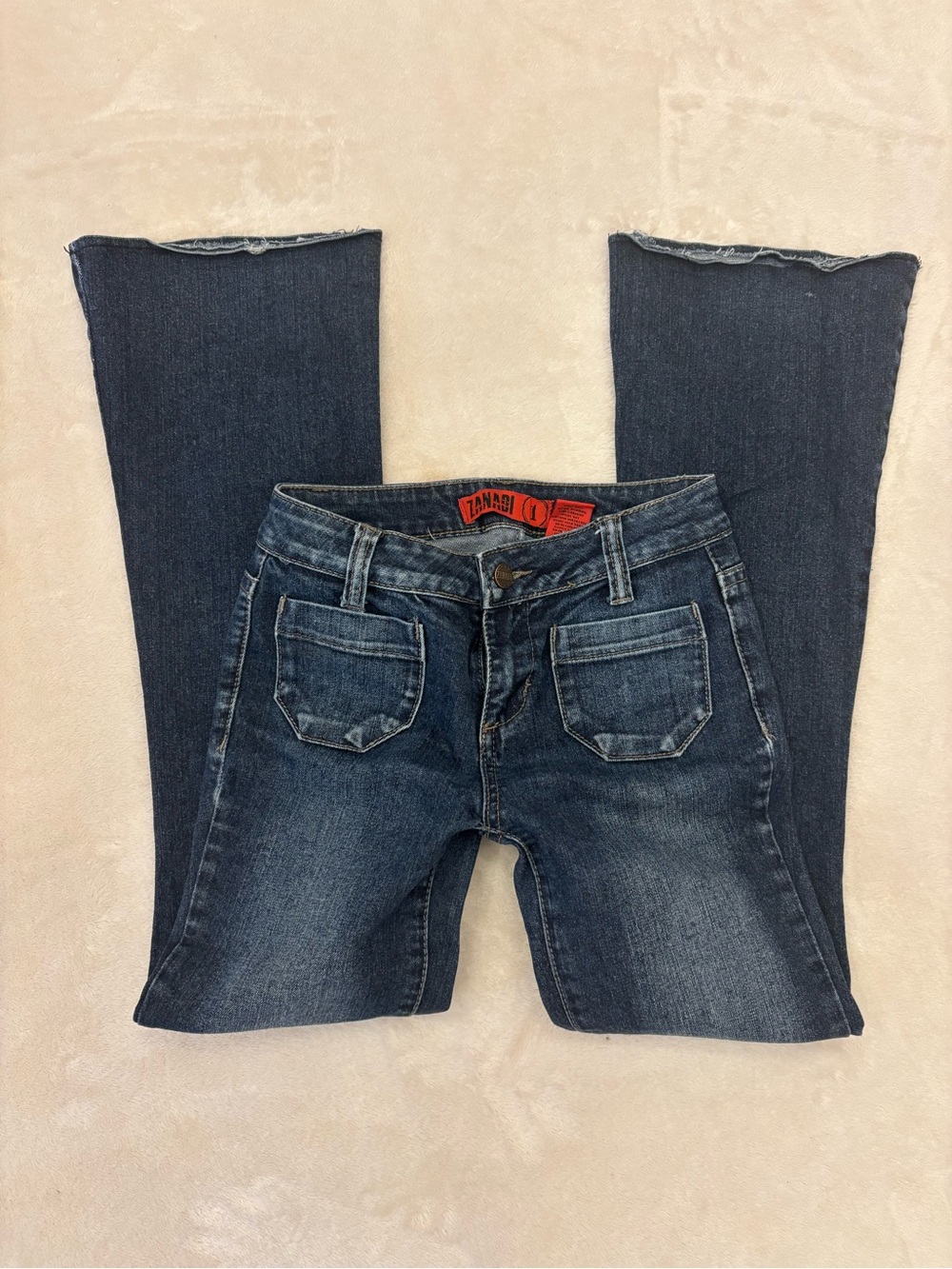 2000s Zana di Dark Wash Low Rise Flare Y2K jeans #denim #flare #y2k